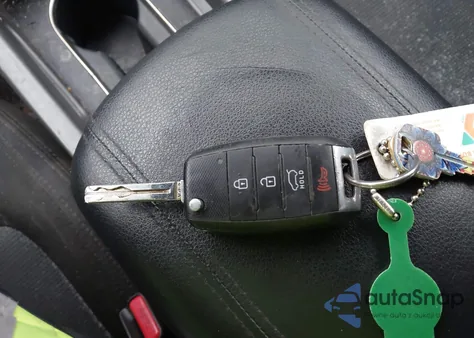 2015 Kia Sportage Lx z USA, uszkodzony, nr VIN KNDPBCAC1F7701259